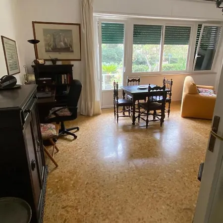 Alojamento de Acomodação e Pequeno-almoço Casa Dani *